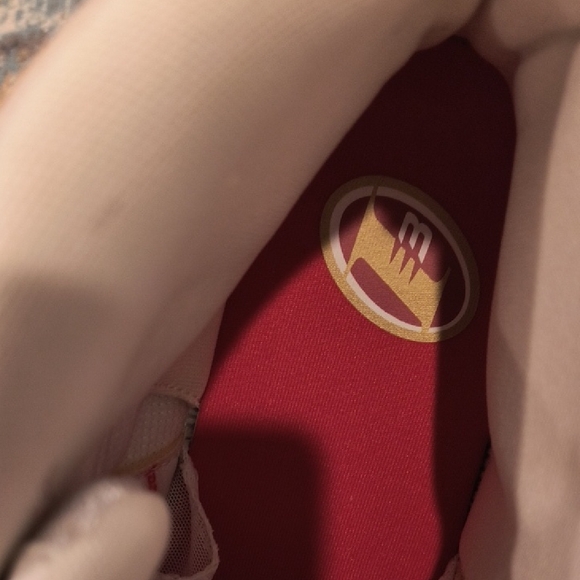 Reebok Answer III Basketball Shoes Unisex - Picture 3 of 7